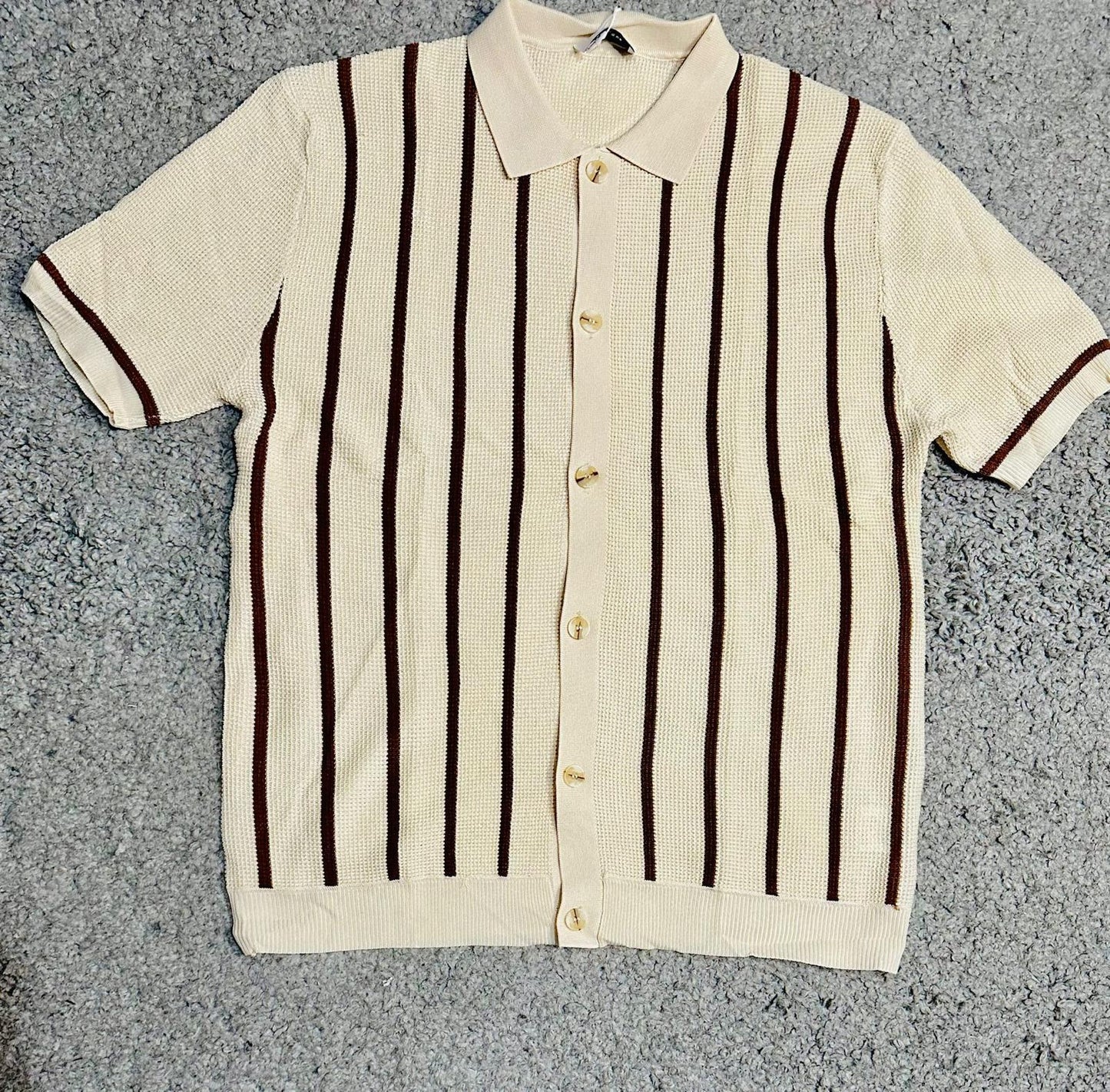 Chemise à manches courtes - Élégant et confortable