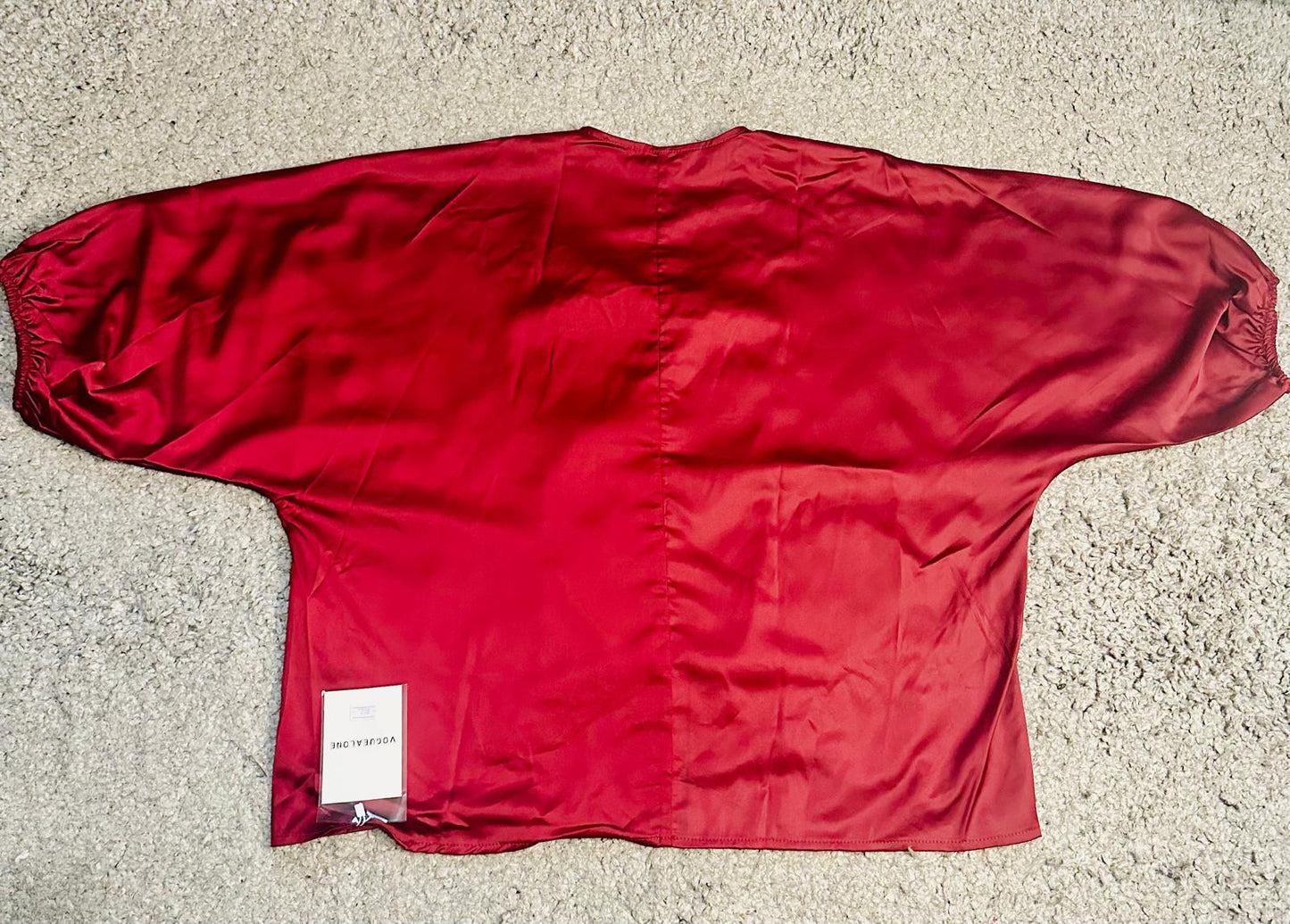 Haut bordeaux à manches mi-longues – Sobriété chic et confort au quotidien