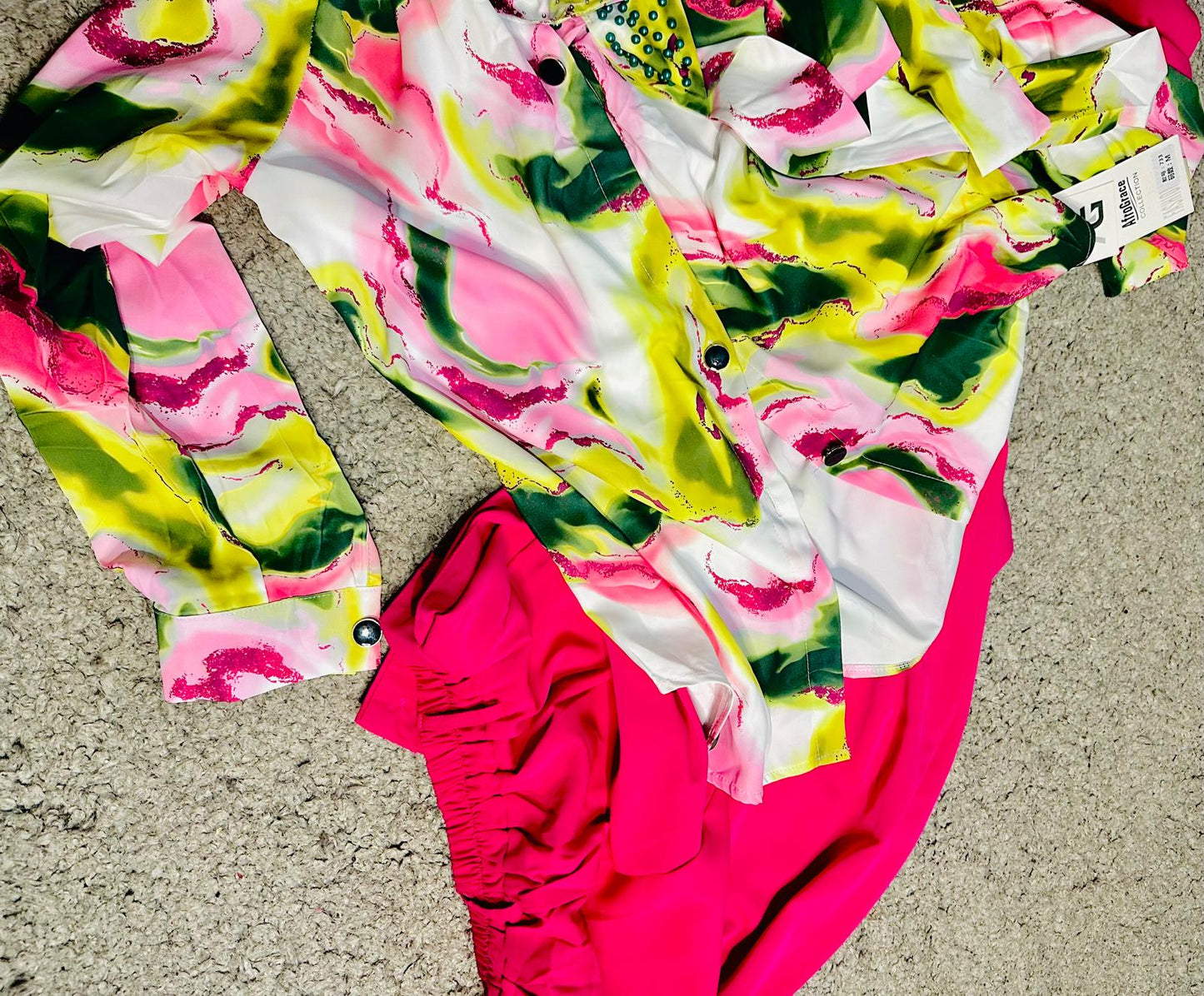 Ensemble pantalon et chemise manches longues et perles – Élégance fluide et confort au quotidien