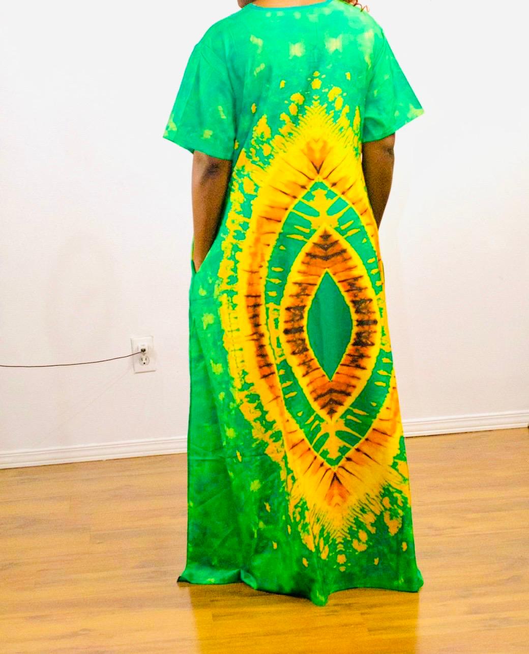 Grande robe évasée - Élégance africaine et authenticité