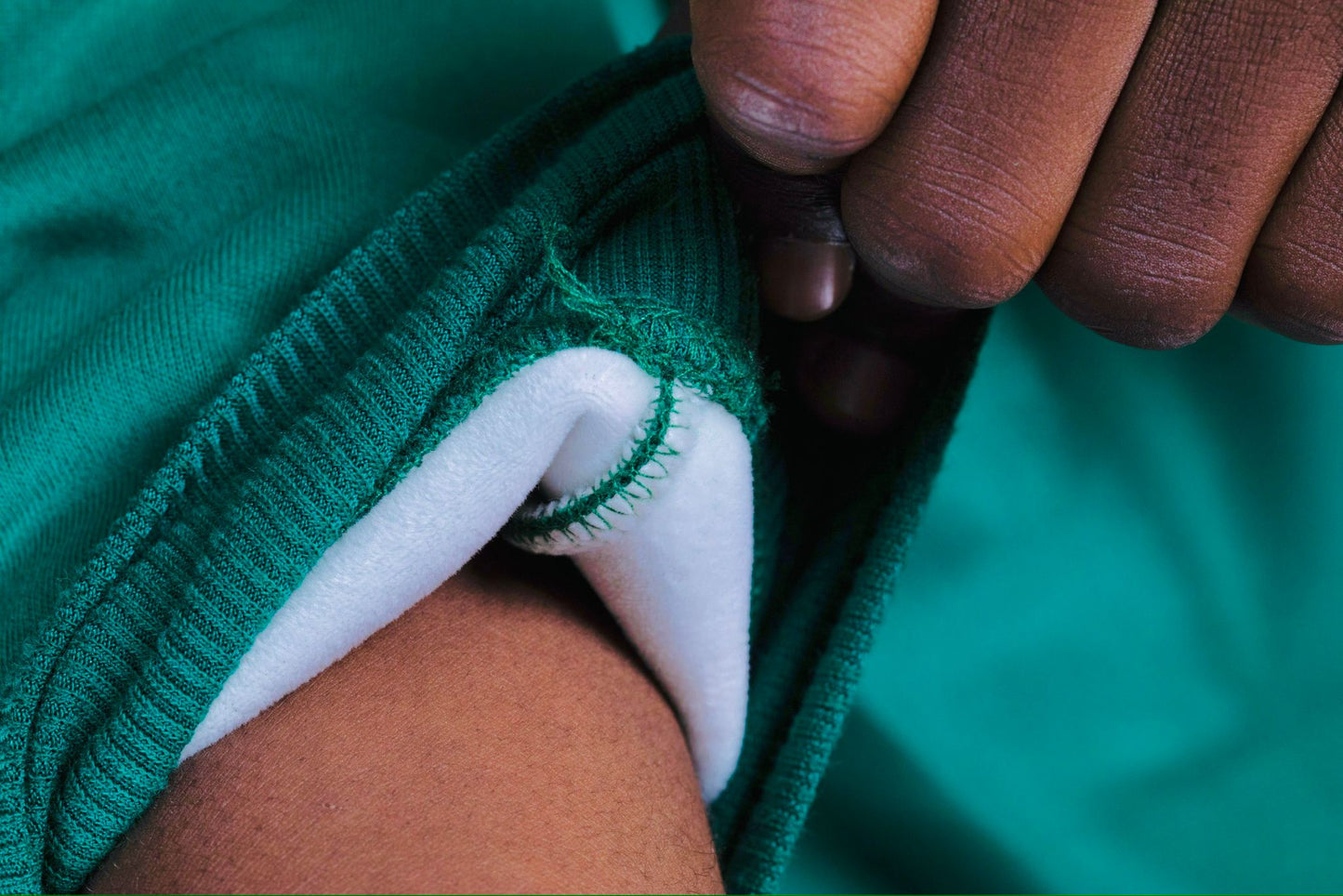 Pull en Pur Coton unisexe– Confort Naturel et Élégance